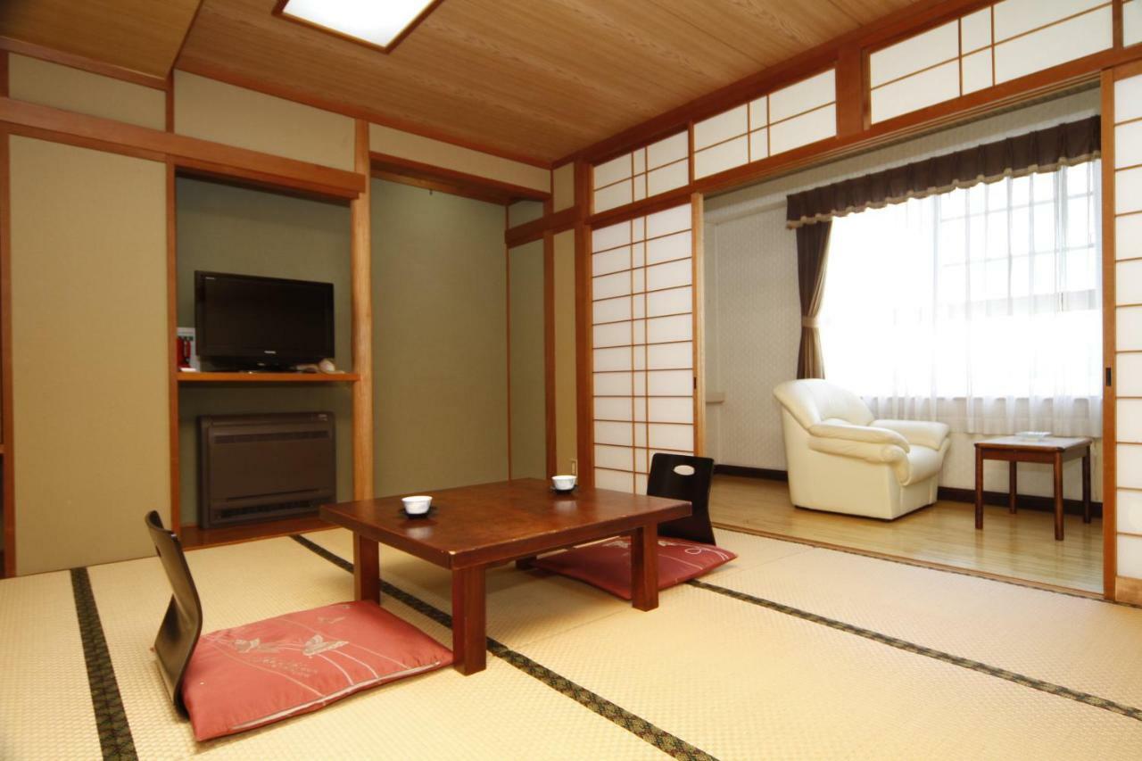 Hasshoen Yumotokan Hotel Toki ภายนอก รูปภาพ