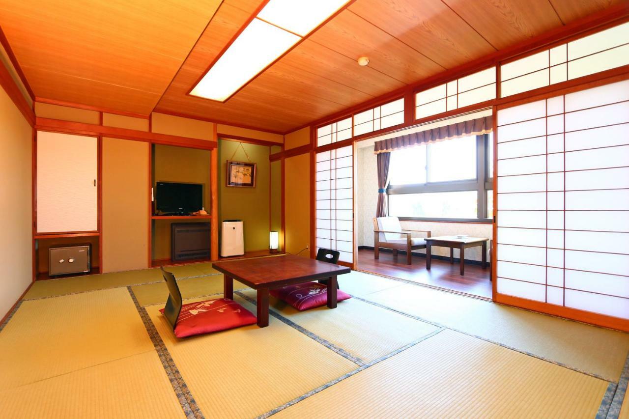 Hasshoen Yumotokan Hotel Toki ภายนอก รูปภาพ